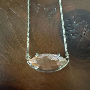 Kendra Scott necklace